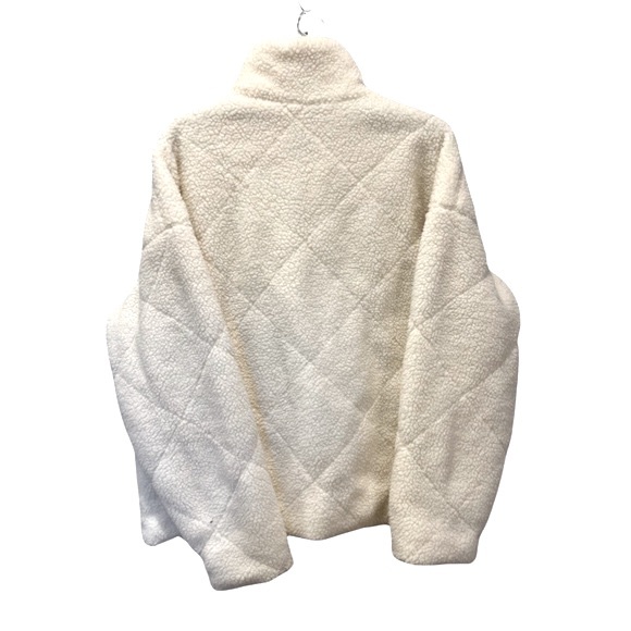 NWT faux fur jacket by Universal Thread. - Picture 2 of 5